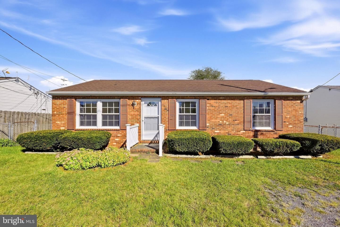 Property Photo:  102 Green Park Court  VA 22602 