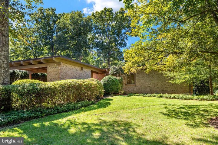 Property Photo:  12107 Stirrup Road  VA 20191 