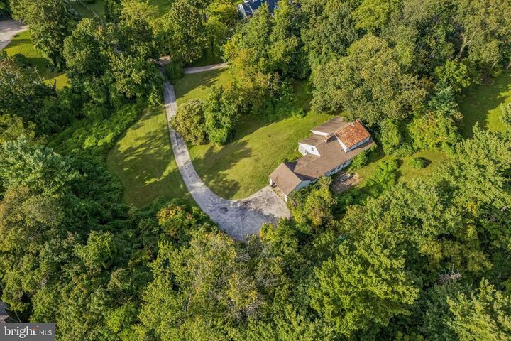Property Photo:  1103 Rose Glen Road  PA 19035 