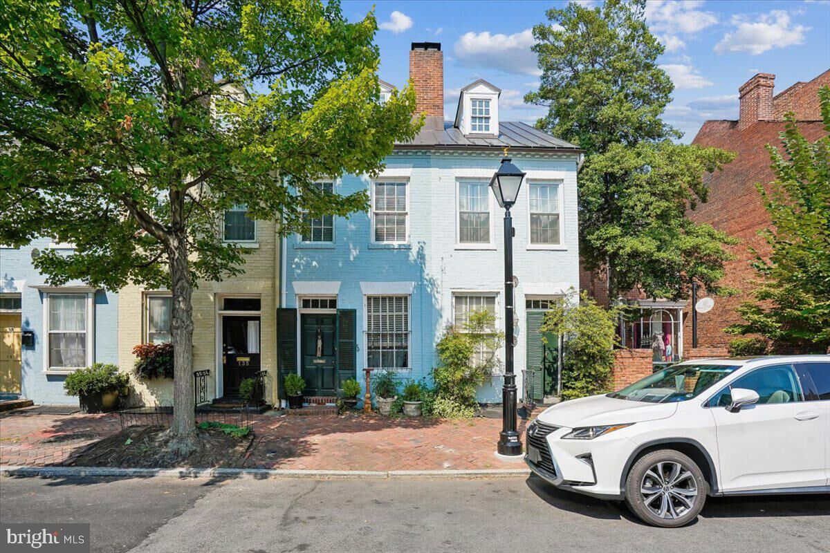 Property Photo:  133 S Fairfax Street  VA 22314 