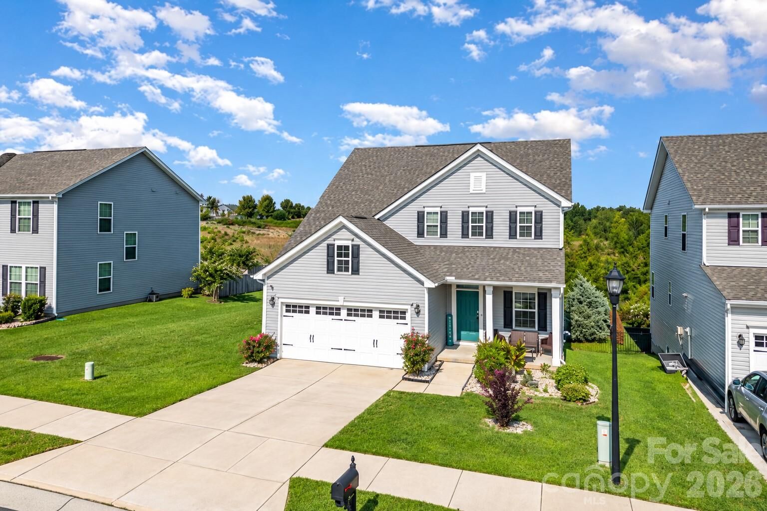 Property Photo: 1682 Scarbrough Circle SW NC 28025