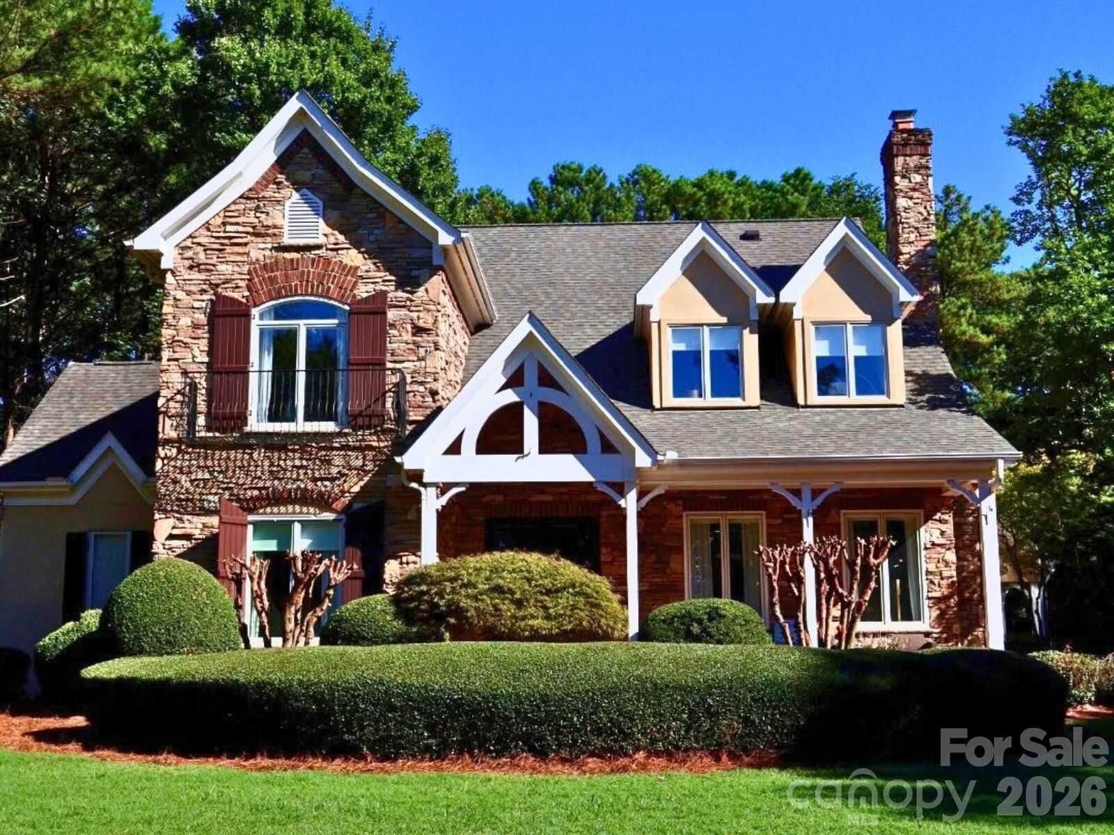 Property Photo: 176 Vineyard Drive NC 28117