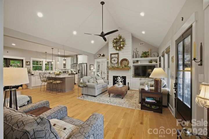 Property Photo: 124 Beechmont Drive NC 28655