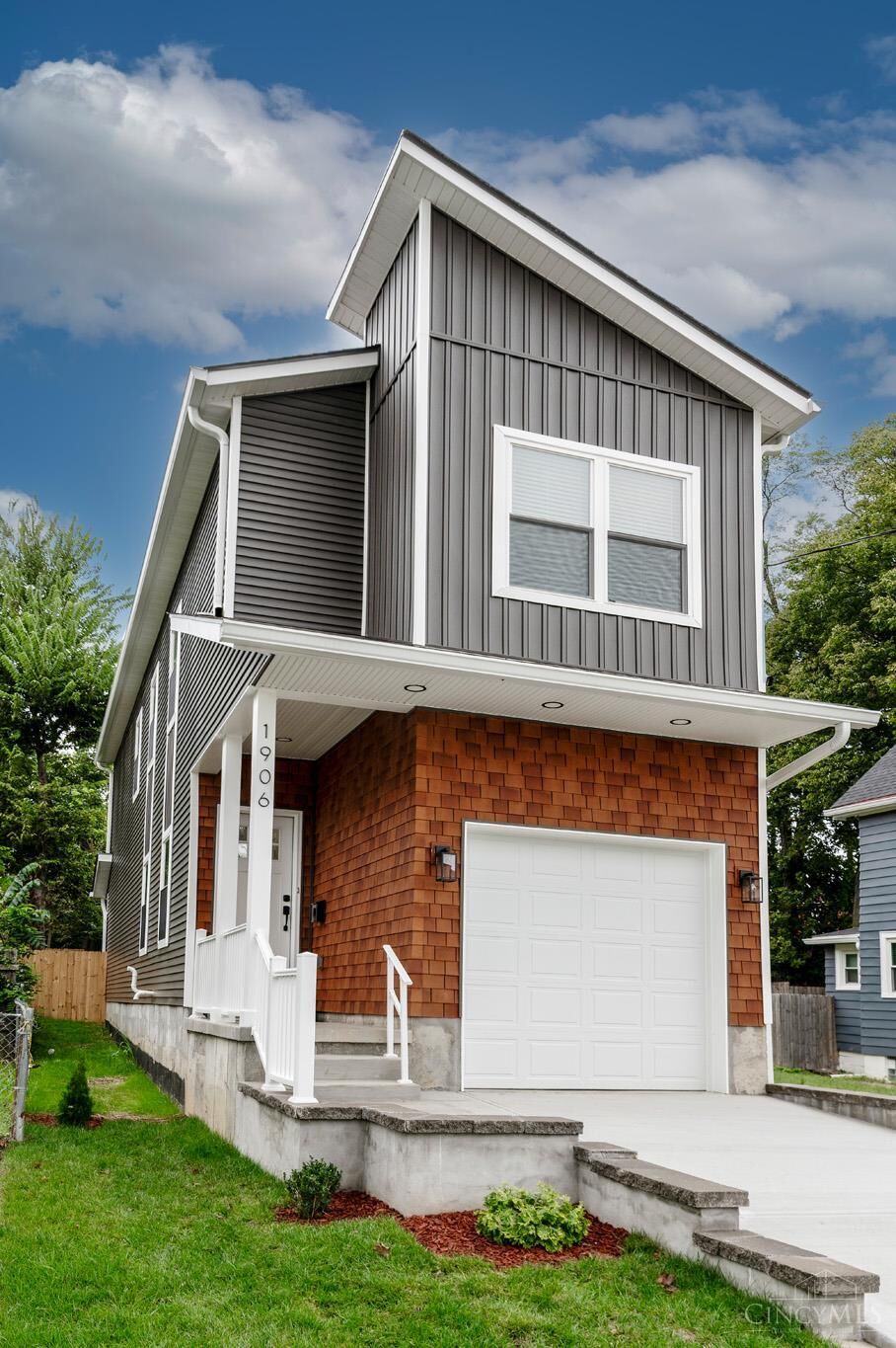 Property Photo:  1906 Kinney Avenue  OH 45207 