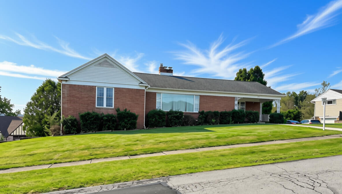 Property Photo: 242 E Sheridan Ave PA 15801