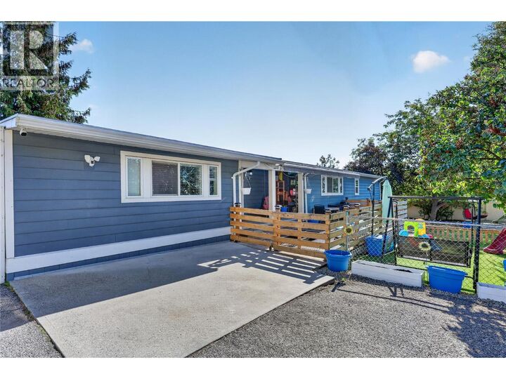 Property Photo:  3381 Village Green Way 36  BC V4T 1L2 