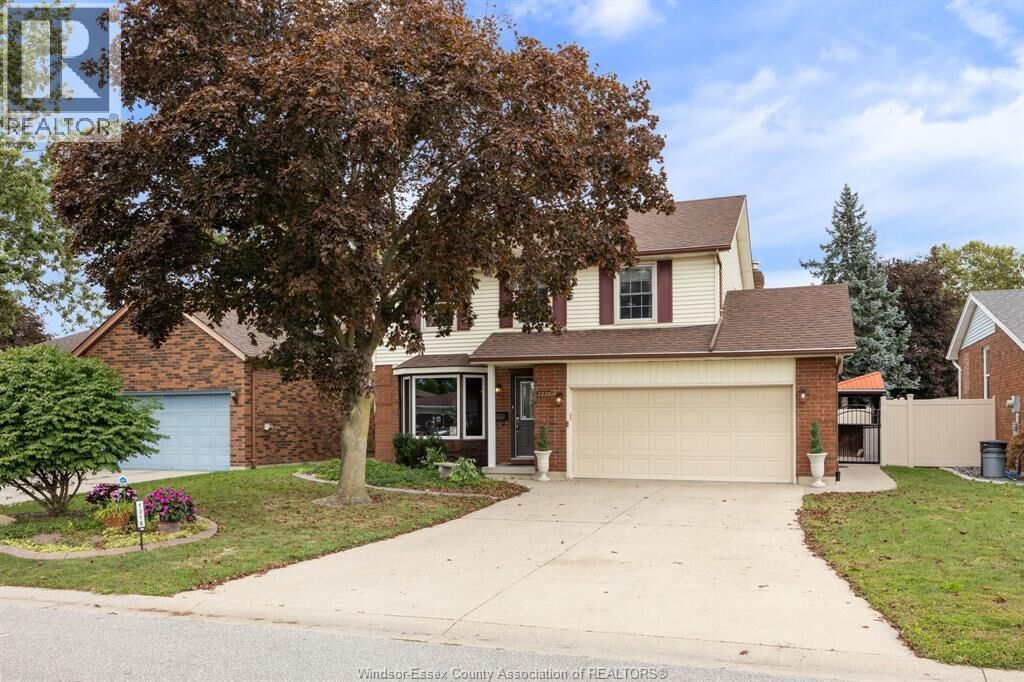Property Photo: 1316 Carriage Lane ON N9H 1Z9