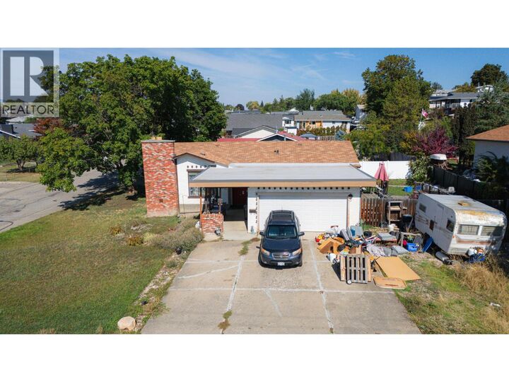 Property Photo:  1311 25th Avenue  BC V1T 7L5 
