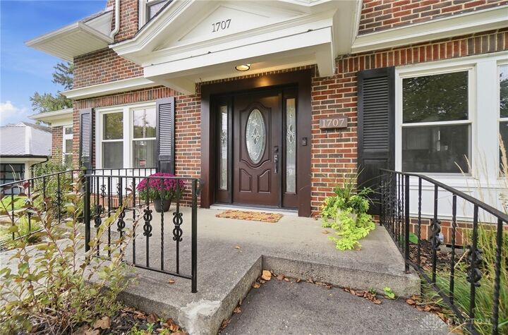 Property Photo:  1707 Longview Drive  OH 45504 