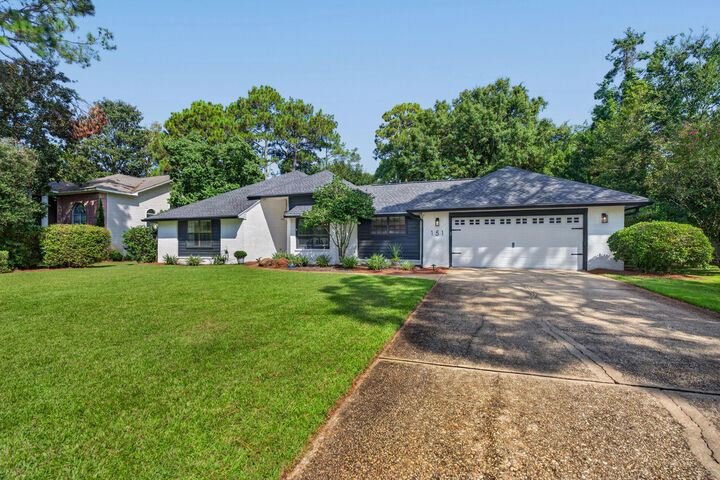Property Photo: 151 Baywind Drive FL 32578