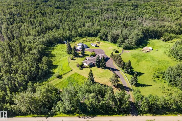 Property Photo: 22245 Twp Road 512 AB T8C 1H2