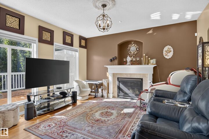 Property Photo: 20435 56 Avenue NW AB T6M 0B8
