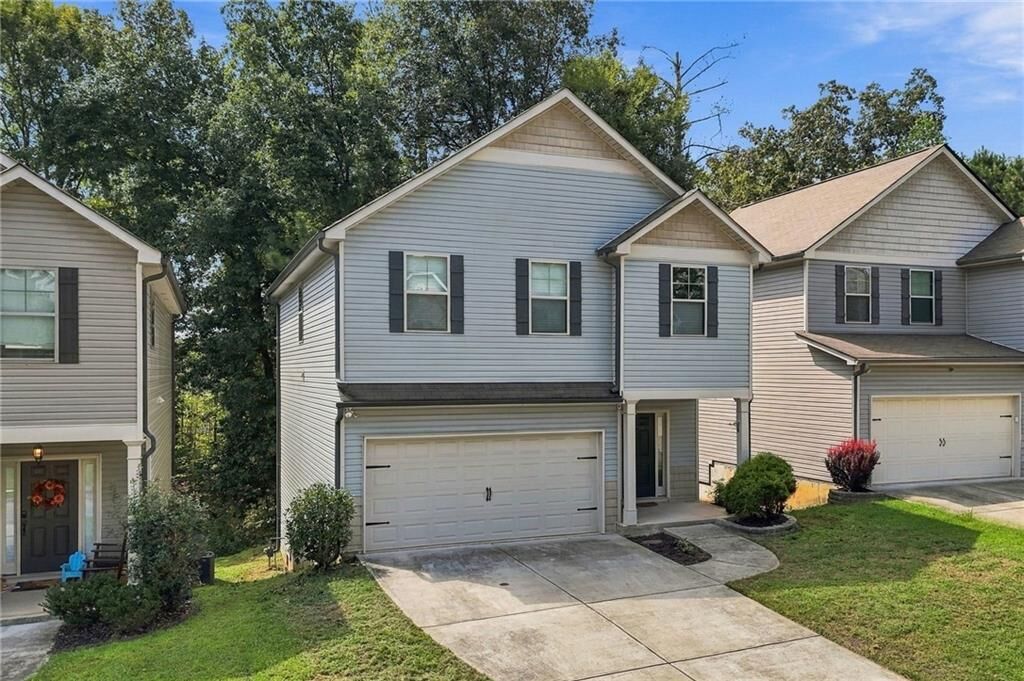Property Photo: 228 Bethany Manor Court GA 30107