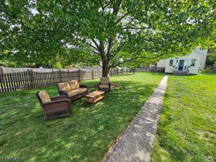 Property Photo:  27 Bonnell St  NJ 08822 