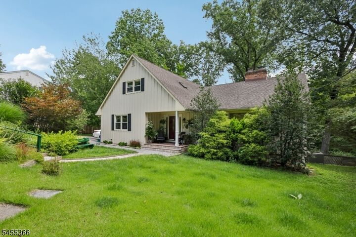 Property Photo:  34 Forest Dr  NJ 07069 