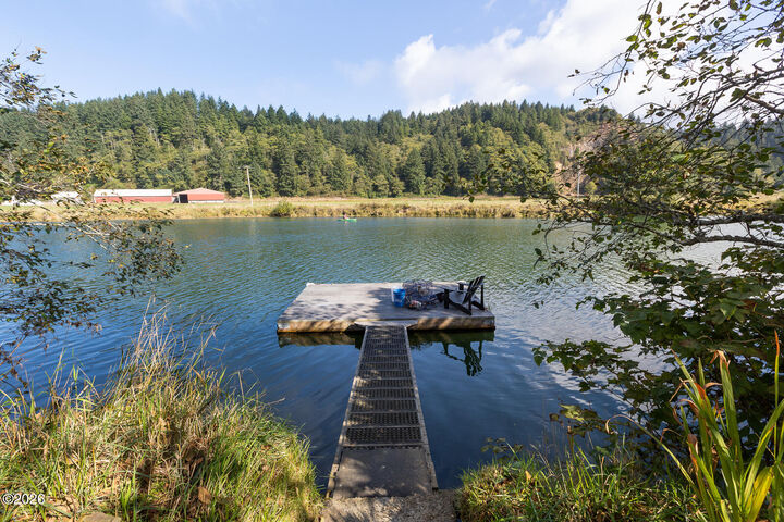 Property Photo: 33695 Resort Drive OR 97112
