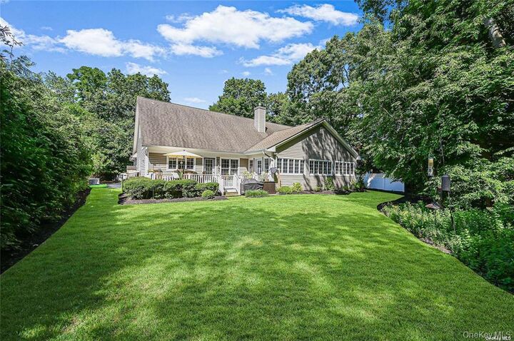 Property Photo: 828 Pondview Road NY 11901