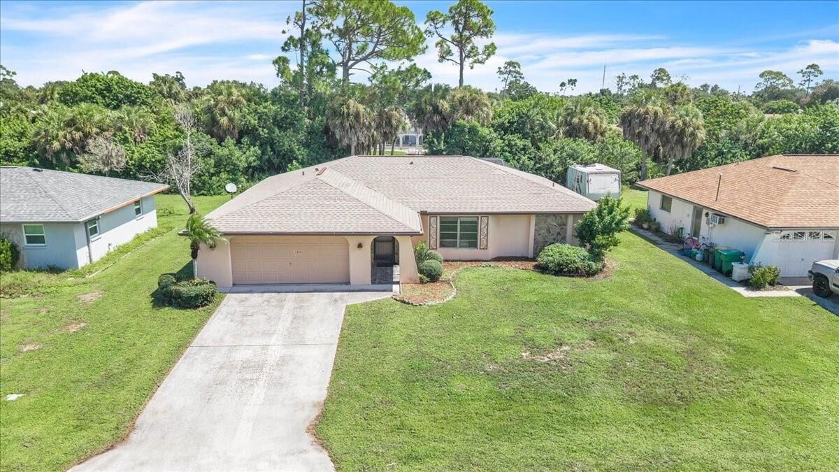 Property Photo: 1300 Hinton Street FL 33952
