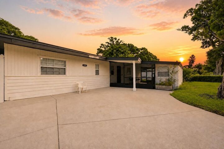 Property Photo:  1151 55th Avenue S  FL 33705 