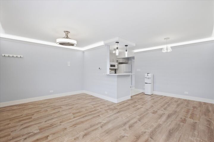 Property Photo:  4544 N River Road B2  IL 60176 