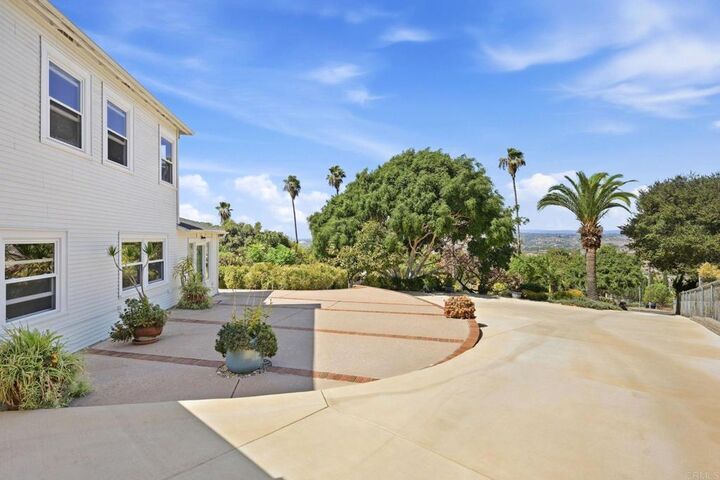Property Photo:  2900 Harris Drive  CA 92084 