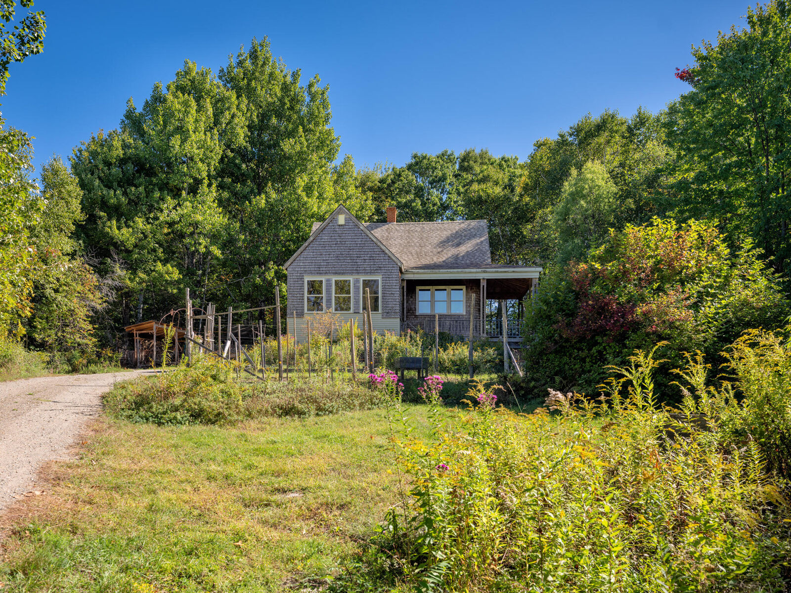 Property Photo:  642 Lincolnville Avenue  ME 04973 
