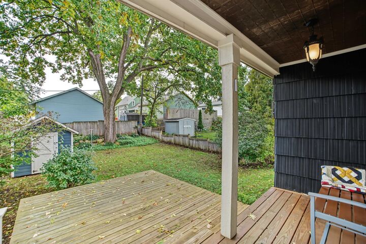 Property Photo:  319 Maple Street W  MN 55082 