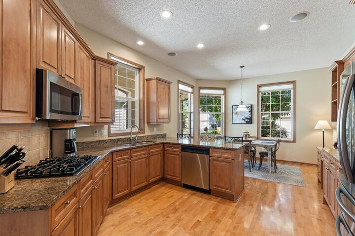 Property Photo:  18711 Farmstead Circle  MN 55347 