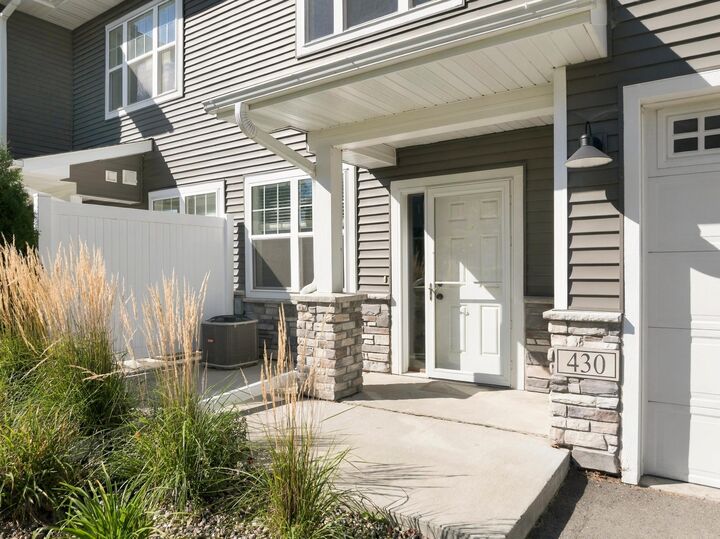 Property Photo:  430 Ford Street E  MN 55057 
