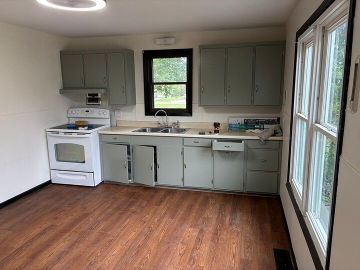 Property Photo: 707 3rd Street SE MN 56601