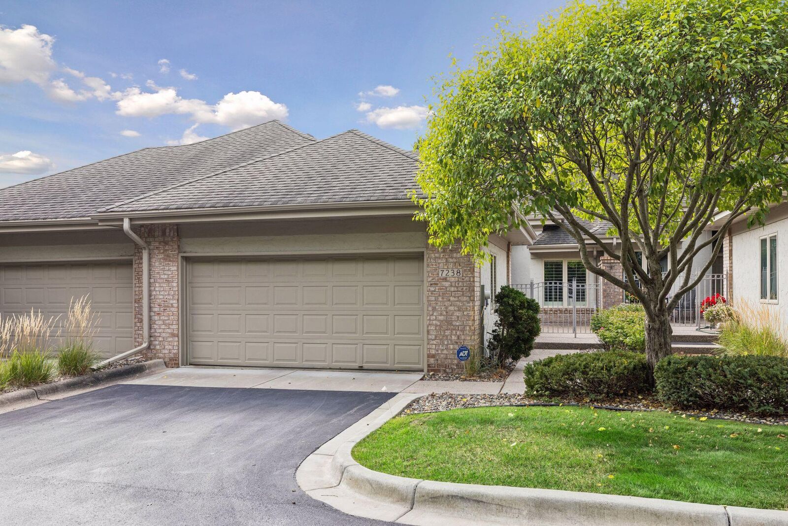 Property Photo: 7238 Lewis Ridge Parkway MN 55439