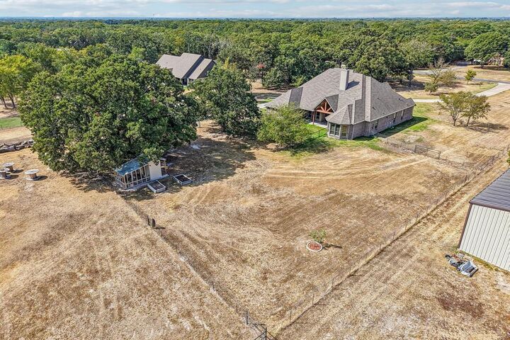 Property Photo:  5931 County Road 2560  TX 75189 
