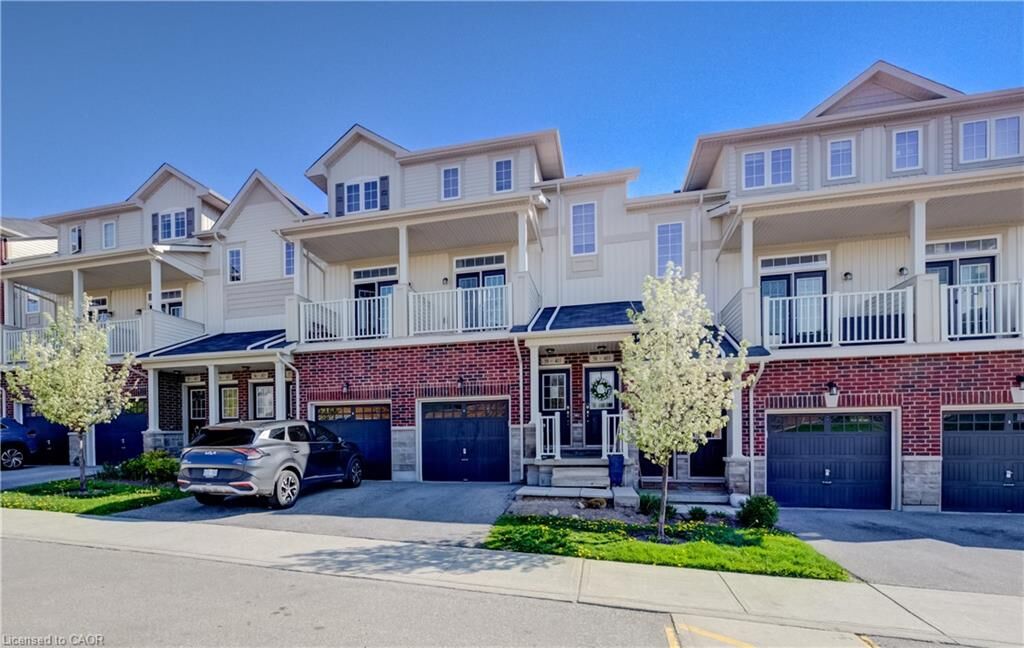 Property Photo:  403 Westwood Drive 59  ON N2M 0B5 