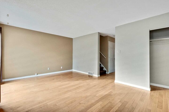 Property Photo:  107 Elm Place 105  AB T1S 1J1 