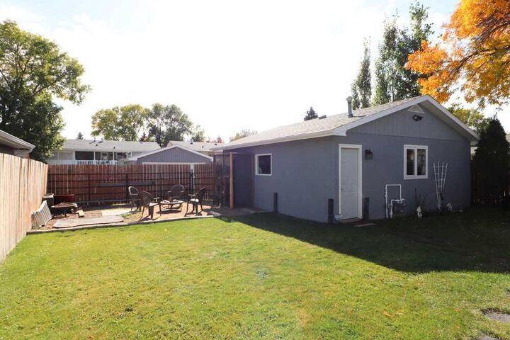 Property Photo: 327 19 Street NE AB T1C 1B2