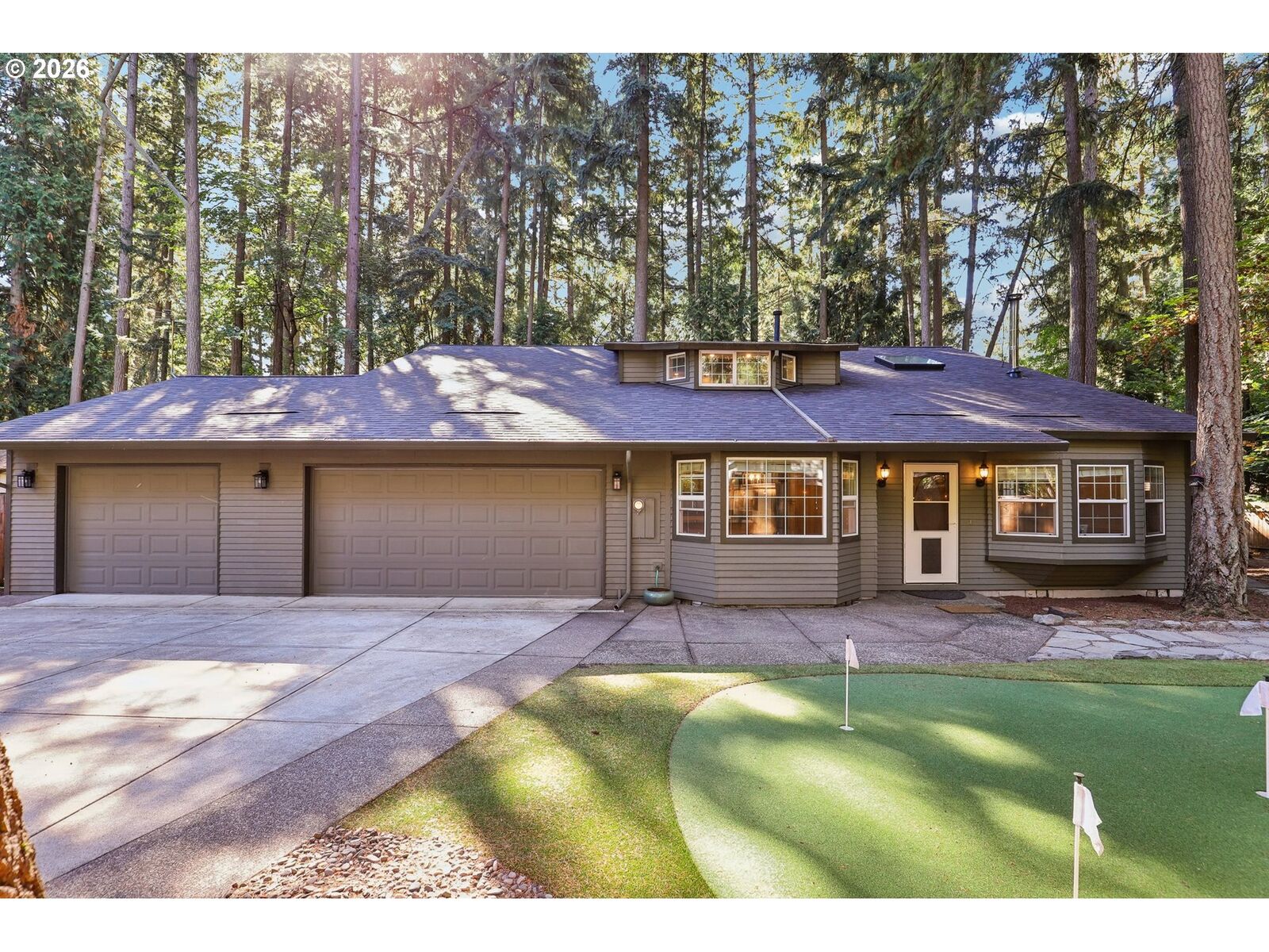 Property Photo:  18200 SW Pheasant Ln  OR 97003 
