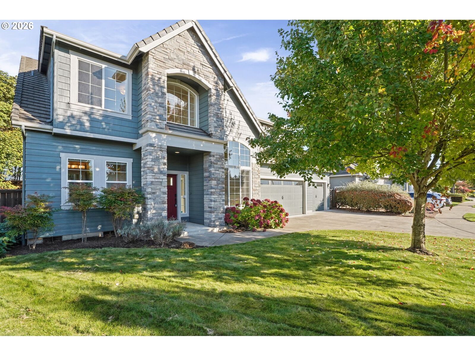 Property Photo:  3735 Norwich Ave  OR 97408 