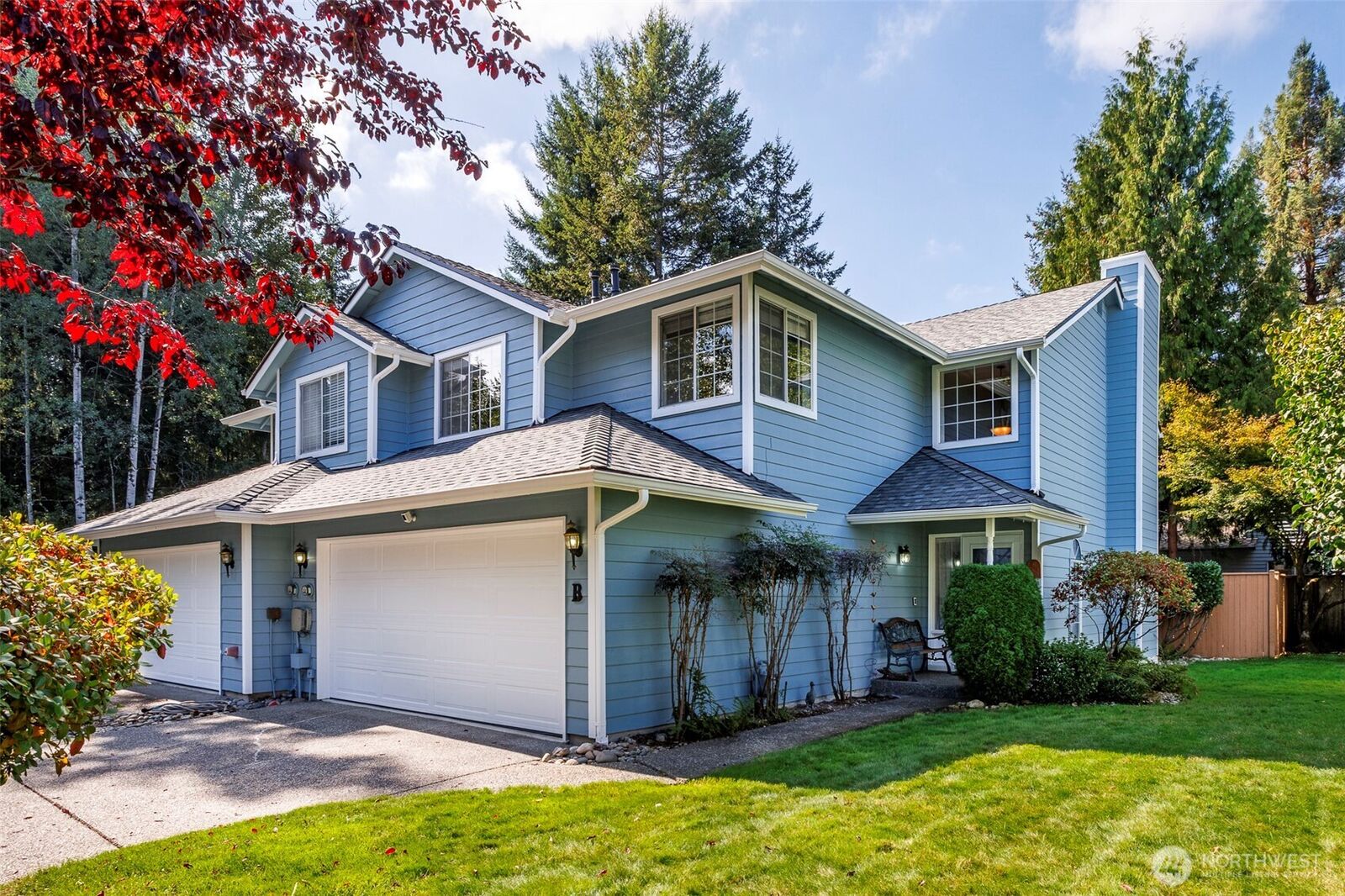 Property Photo:  13911  13th Drive SE B  WA 98012 