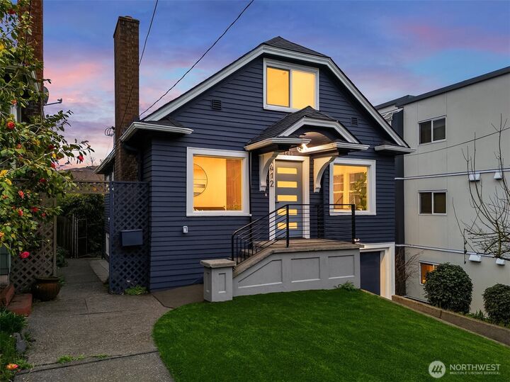 Property Photo:  1412  Taylor Avenue N  WA 98109 