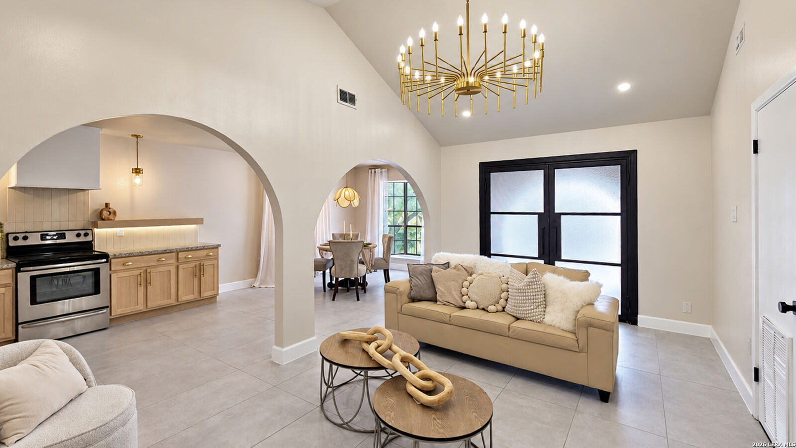 Property Photo: 945 Marion Dr TX 78852