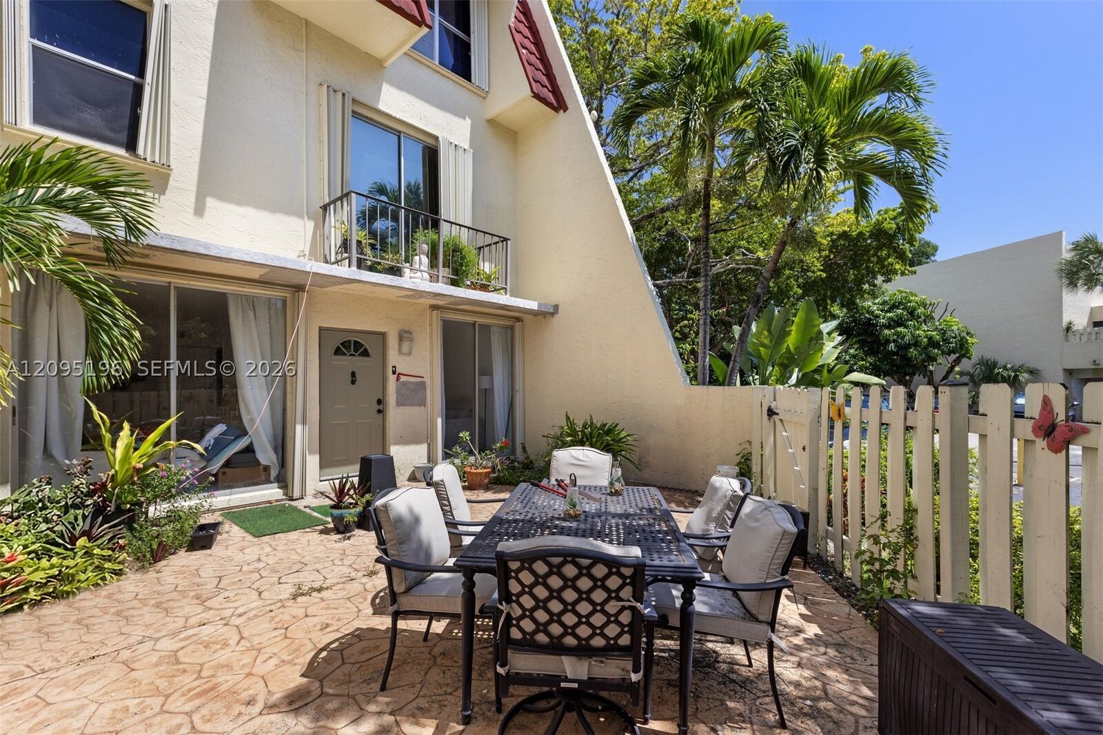 Property Photo:  1655 NE 115th St 9B  FL 33181 