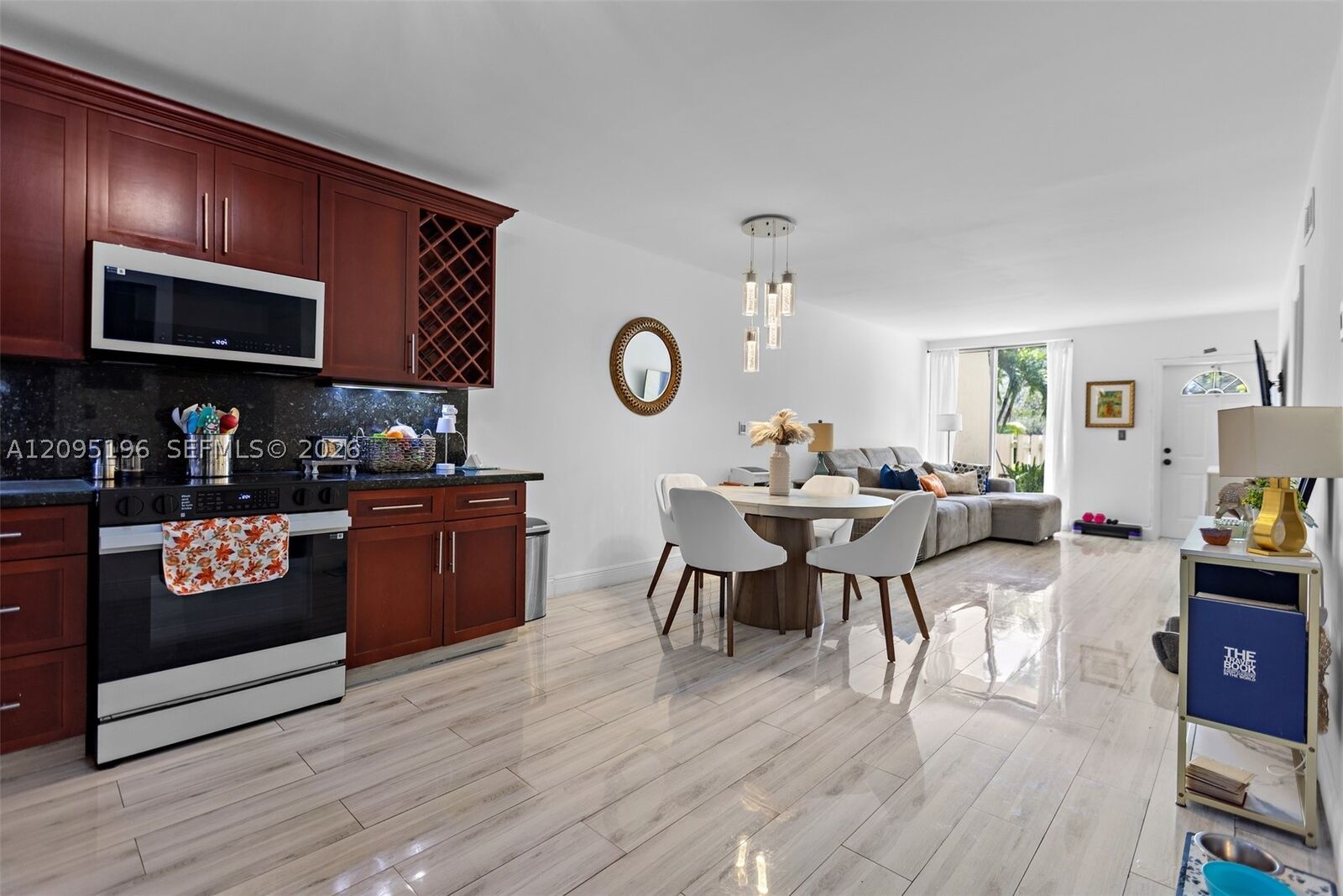 Property Photo:  1655 NE 115th St 9B  FL 33181 
