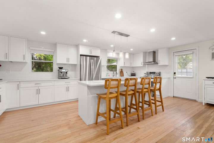 Property Photo:  22 Brookdale Avenue  CT 06002 