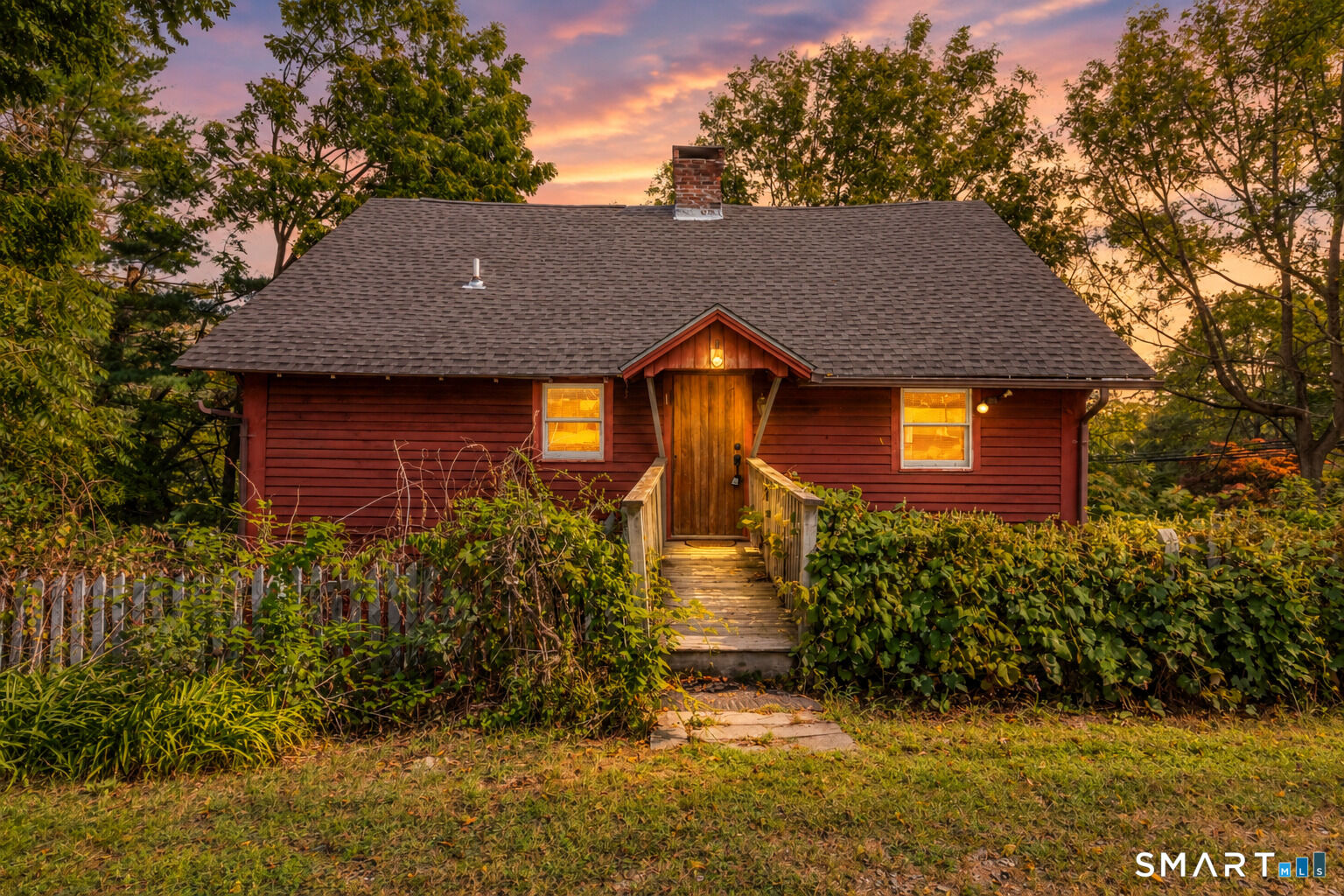 Property Photo:  2 Old Colchester Road  CT 06375 