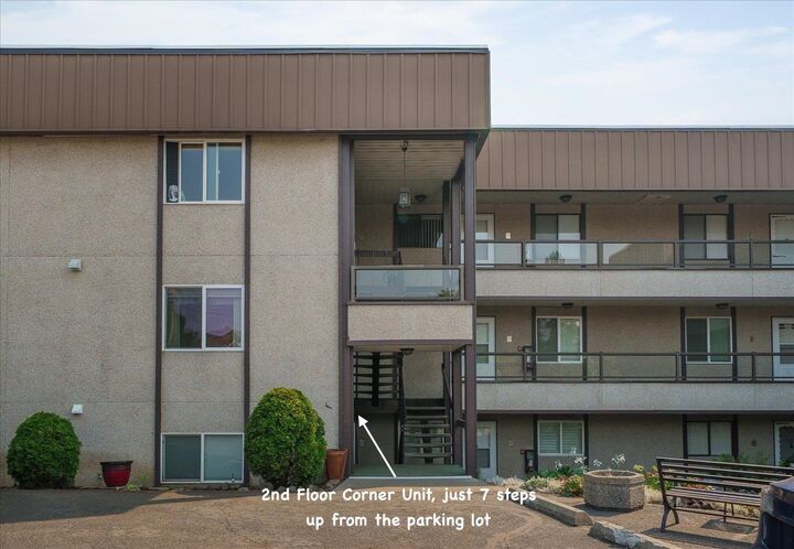 Property Photo: 935 W Glass Ave #205 WA 99205