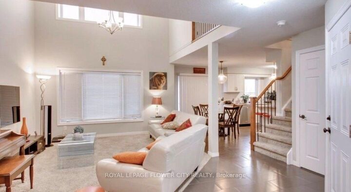 Property Photo: 423 Champlain Avenue ON N4V 0B3