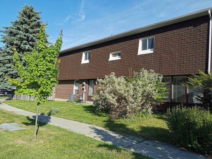 Property Photo:  25 Picola Court Main  ON M2H 1S4 