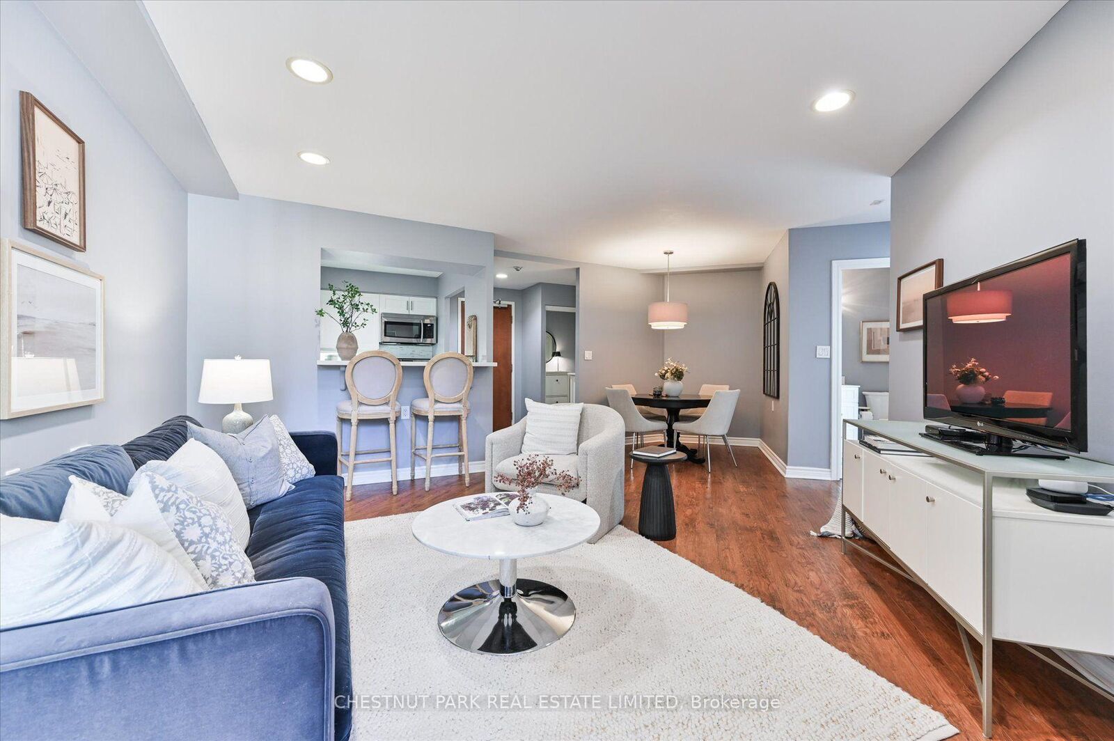 Property Photo:  1750 Bayview Avenue 406  ON M4G 4H6 