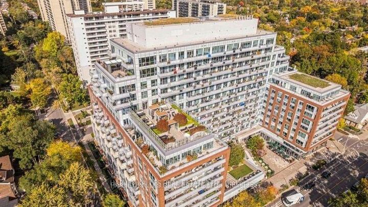 Property Photo:  1830 Bloor Street W 741  ON M6P 3K6 