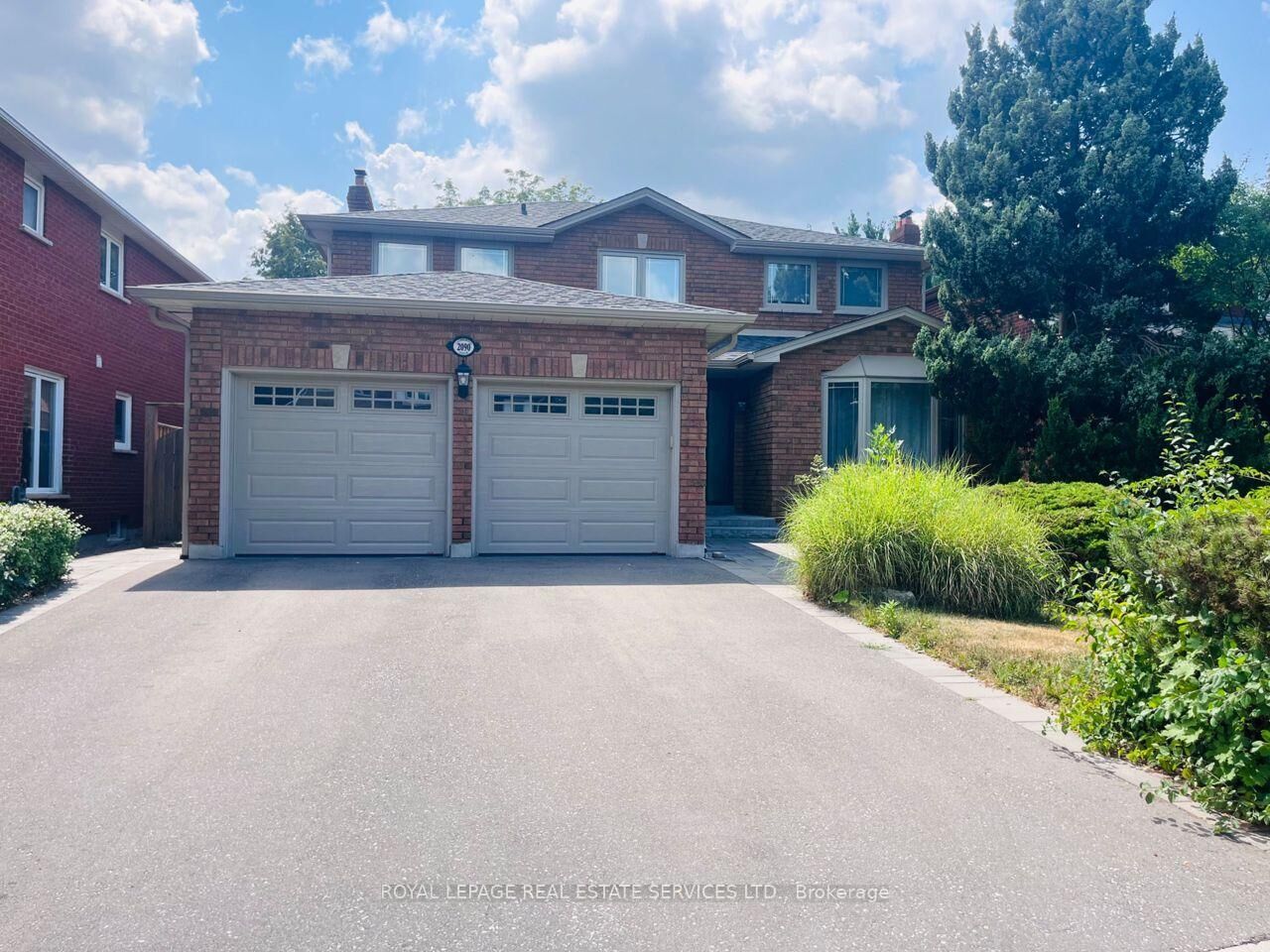 Property Photo:  2090 Laurelwood Drive Bsmt  ON L6H 4S7 